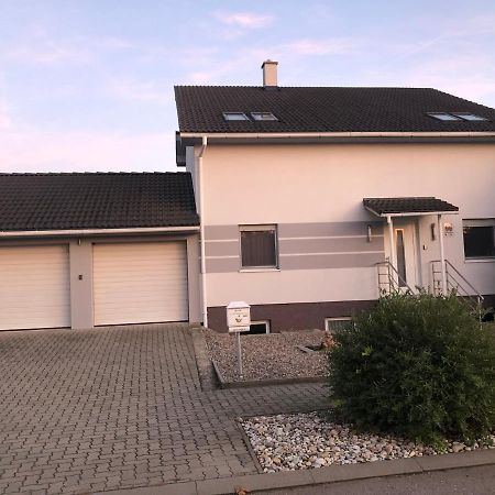 Lakeside Villa Фрауенкирхен Екстериор снимка