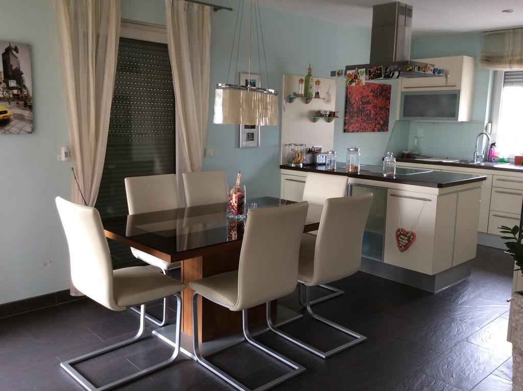 Lakeside Villa Фрауенкирхен Екстериор снимка